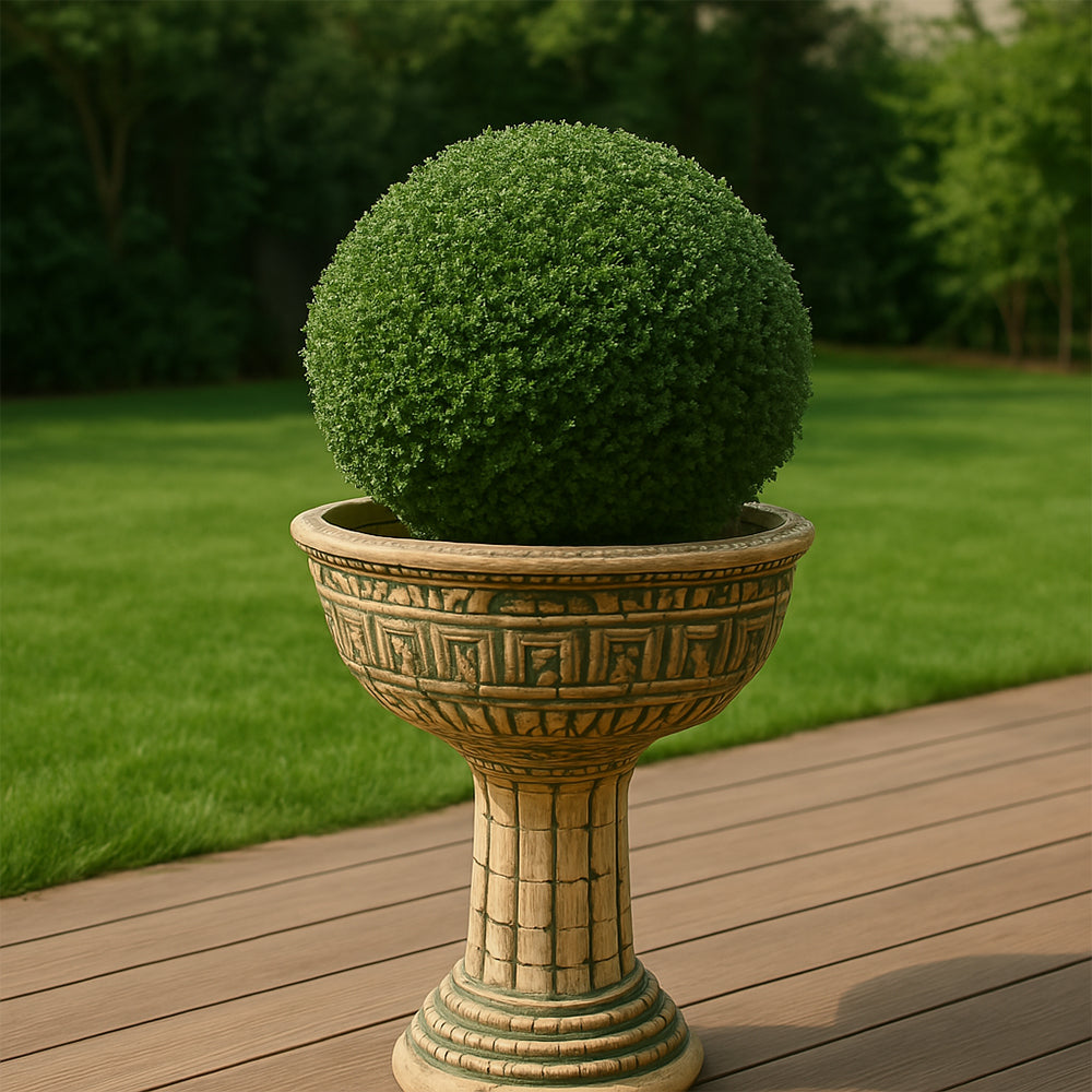 Maceta de exterior de terracota con pedestal y relieve de olivo